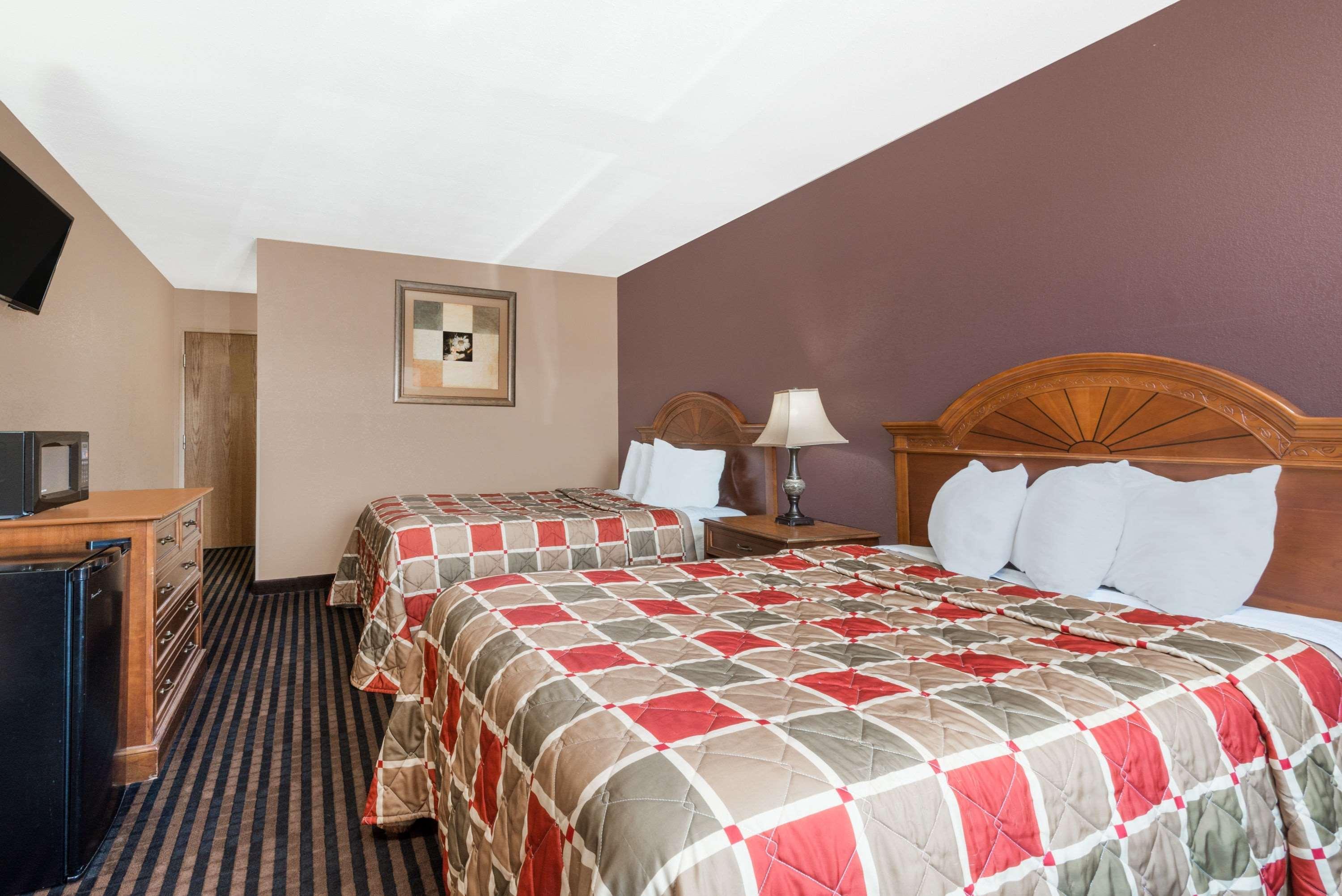 Days Inn By Wyndham Anderson In Extérieur photo
