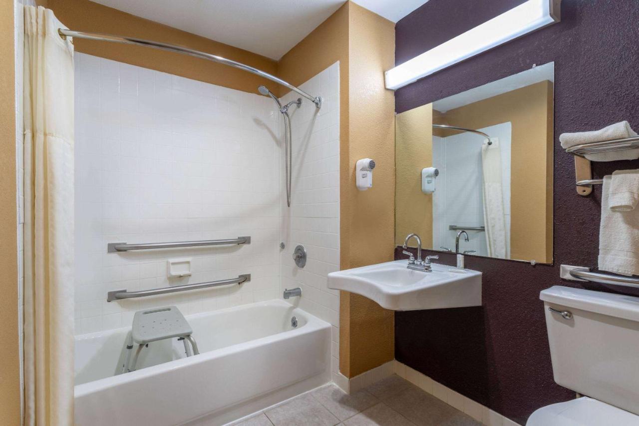 Days Inn By Wyndham Anderson In Extérieur photo