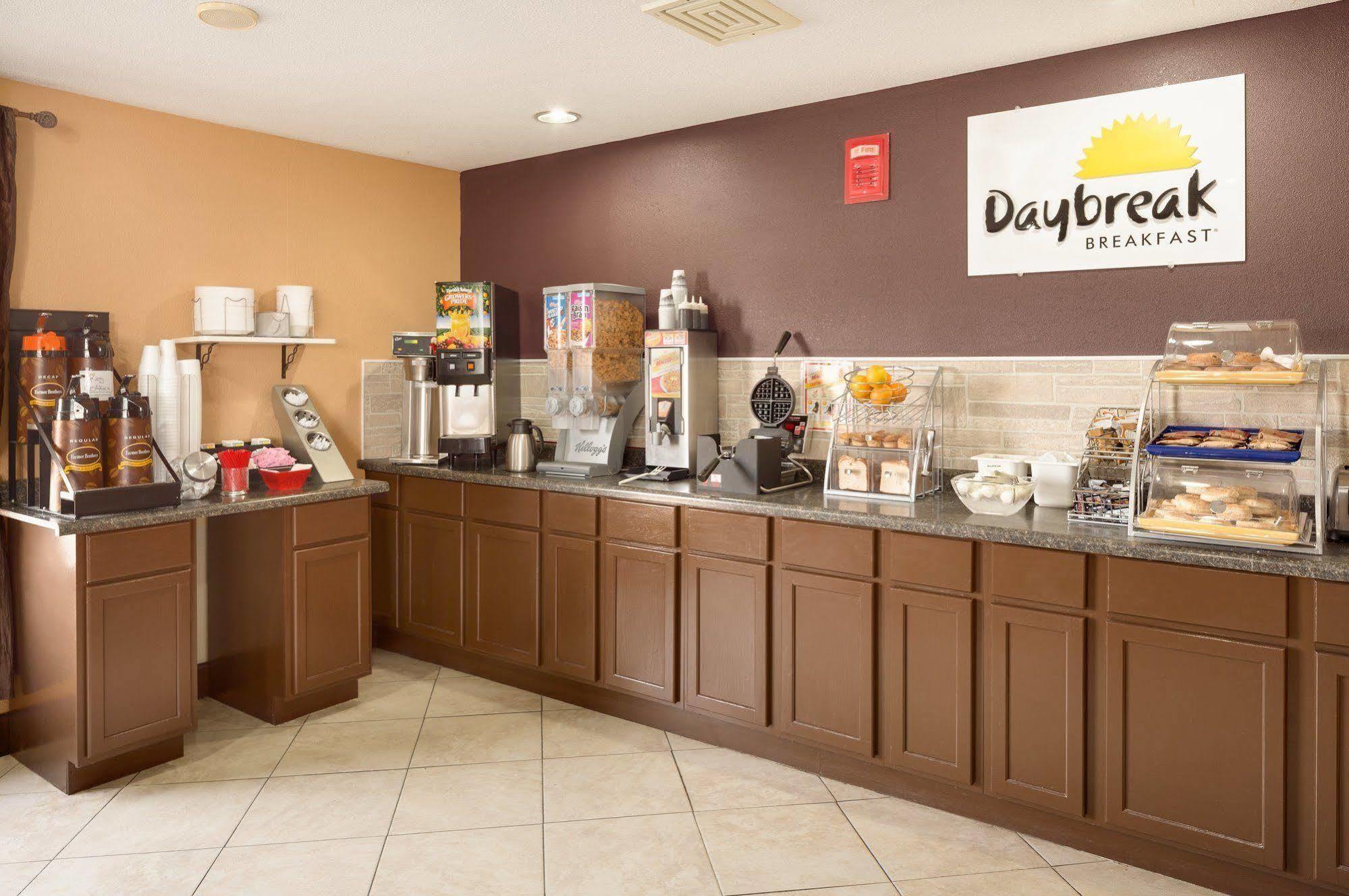 Days Inn By Wyndham Anderson In Extérieur photo